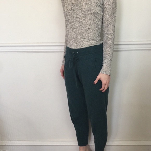 Elliot Lauren Teal Fuzzy Cropped Jogger Pants - Picture 8 of 8